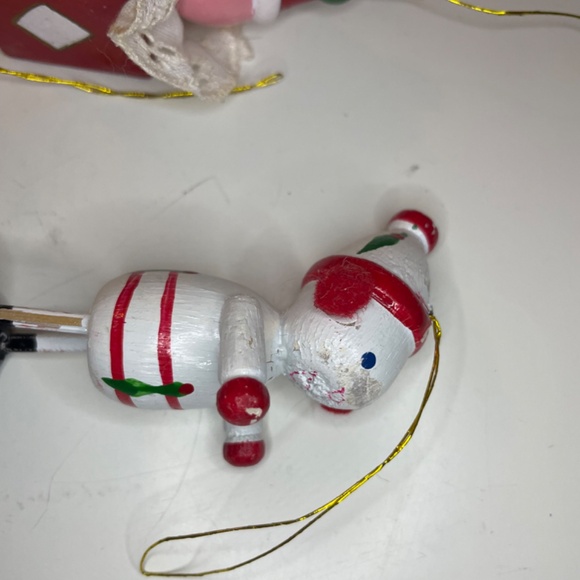 Vintage Christmas ornaments wooden block peg Mrs claus basketball monkey skater - Picture 8 of 8